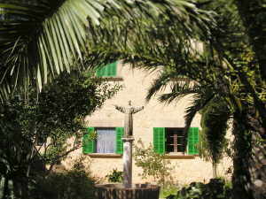 Franz von Assissi im Klostergarten